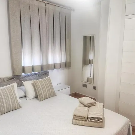 Retiro Montemar 아파트 *